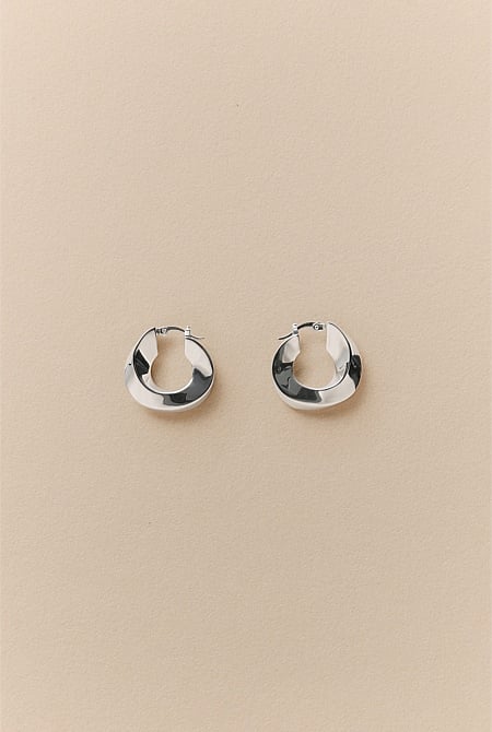 Vera Hoop Earrings