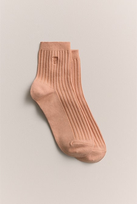 Monogram Rib 1/4 Crew Sock