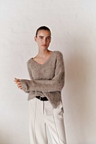 Brushed Alpaca Relaxed V Knit