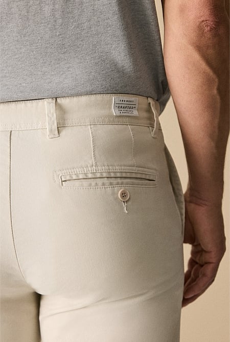 Slim Chino Pant