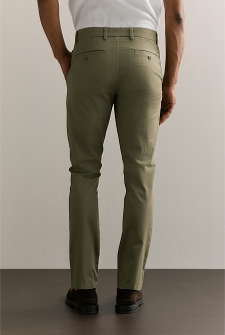 Slim Fit Modern Chino Pant