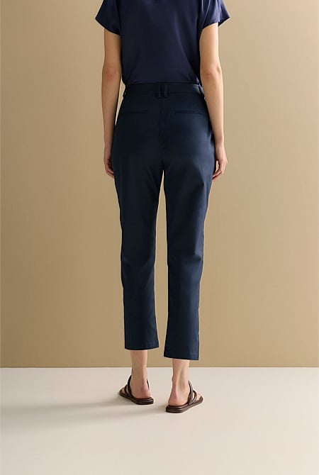 Stretch Cotton Twill Capri Pant