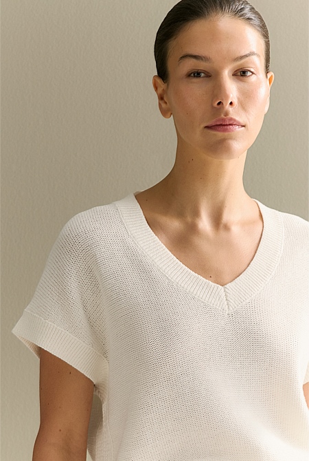 Mercerised Knit Relaxed V Neck T-shirt