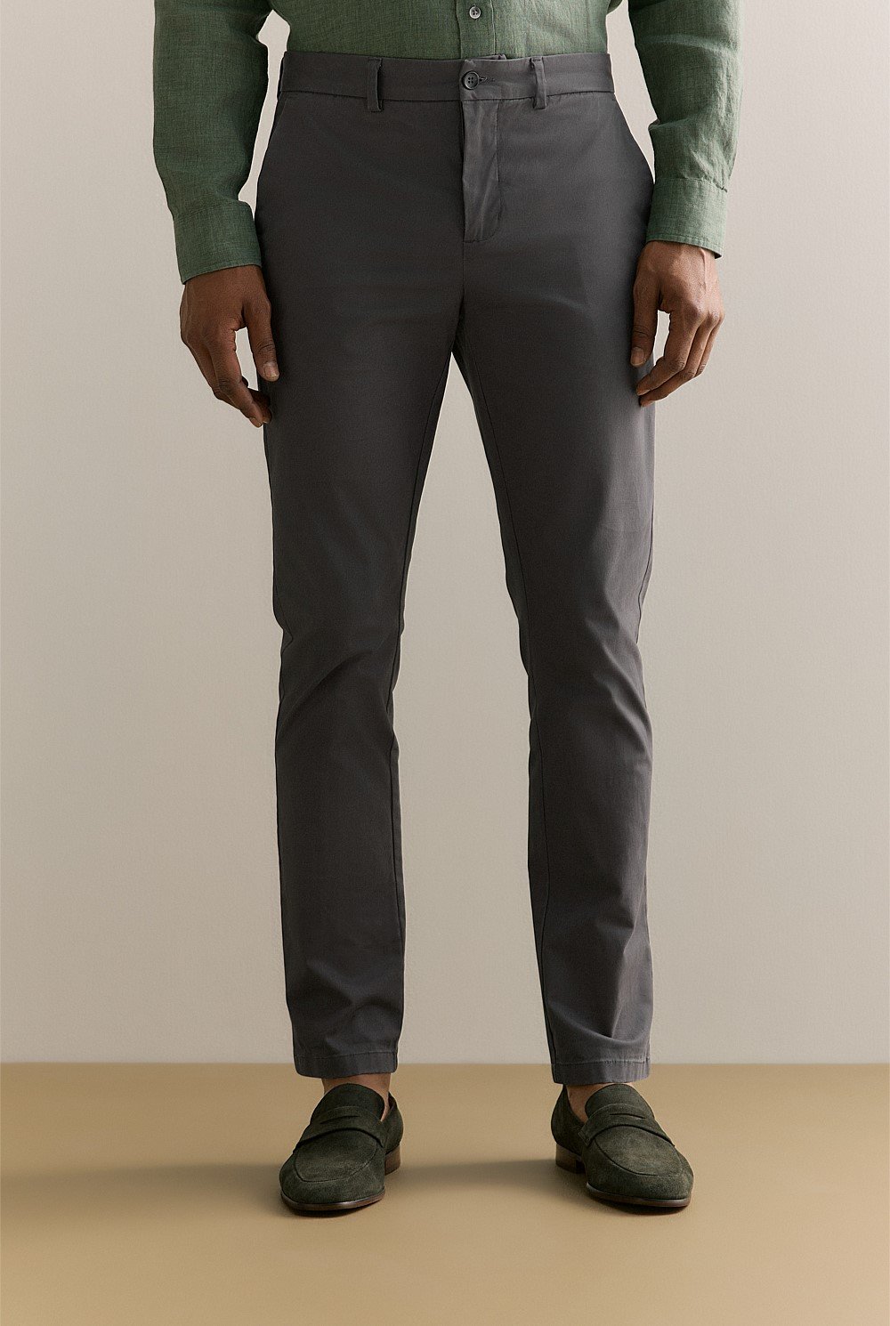 Regular Fit Modern Chino Pant