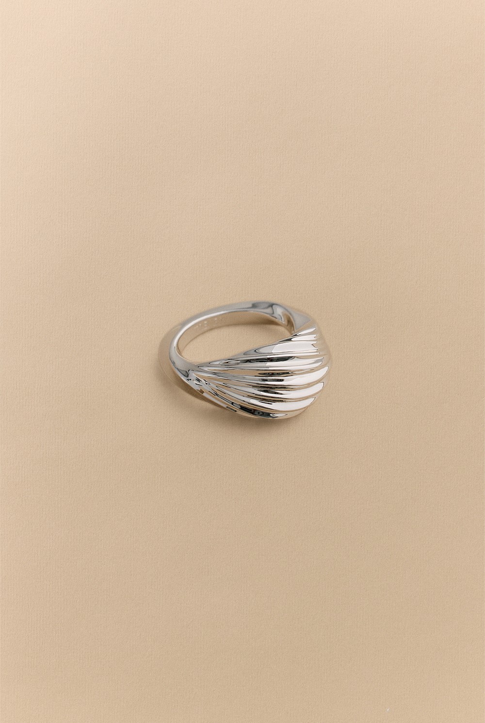 Era Twist Ring
