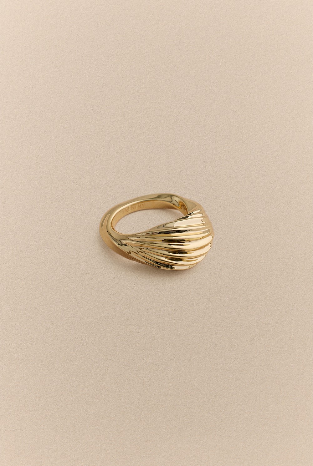 Era Twist Ring