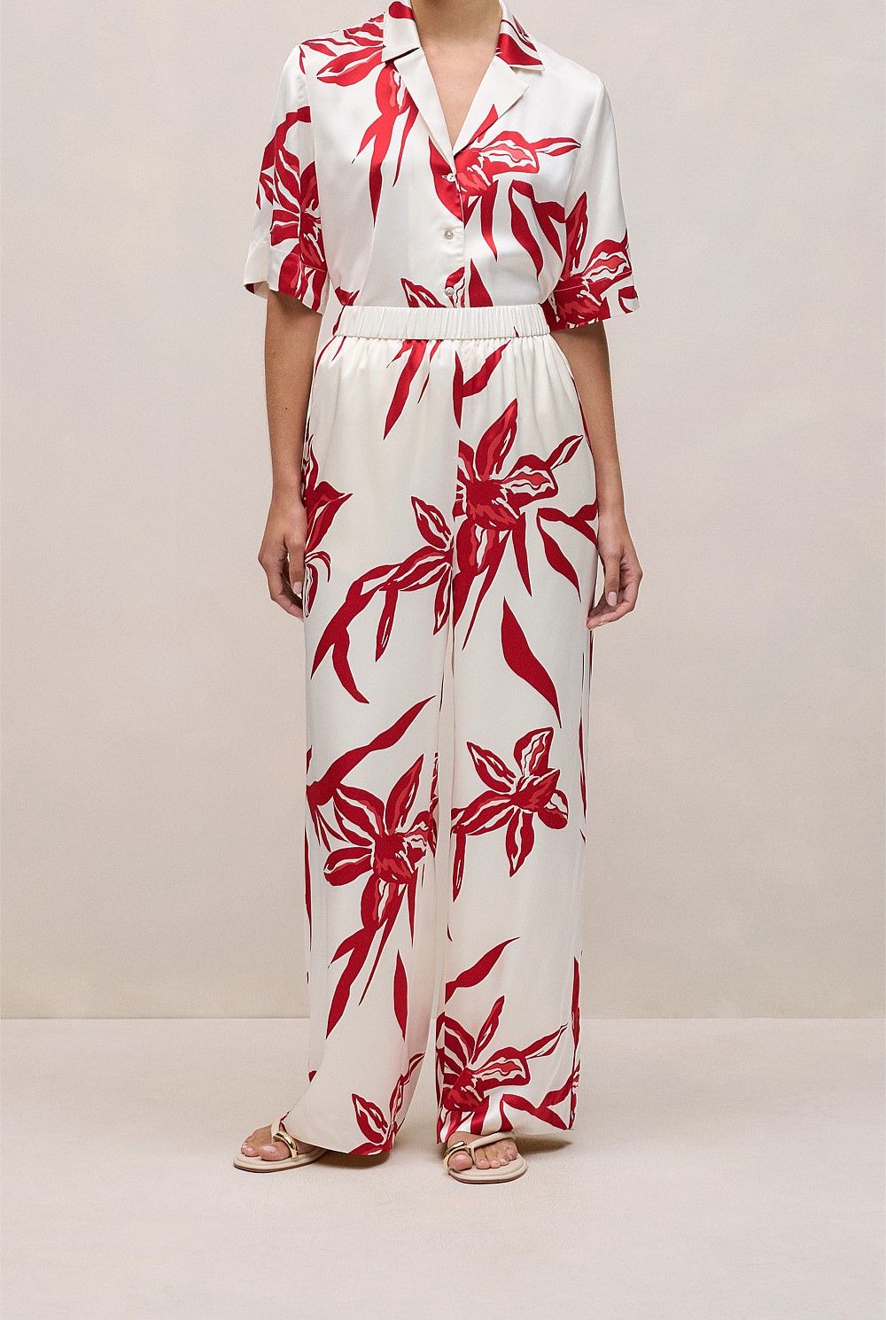 Wild Iris Satin Relaxed Pant