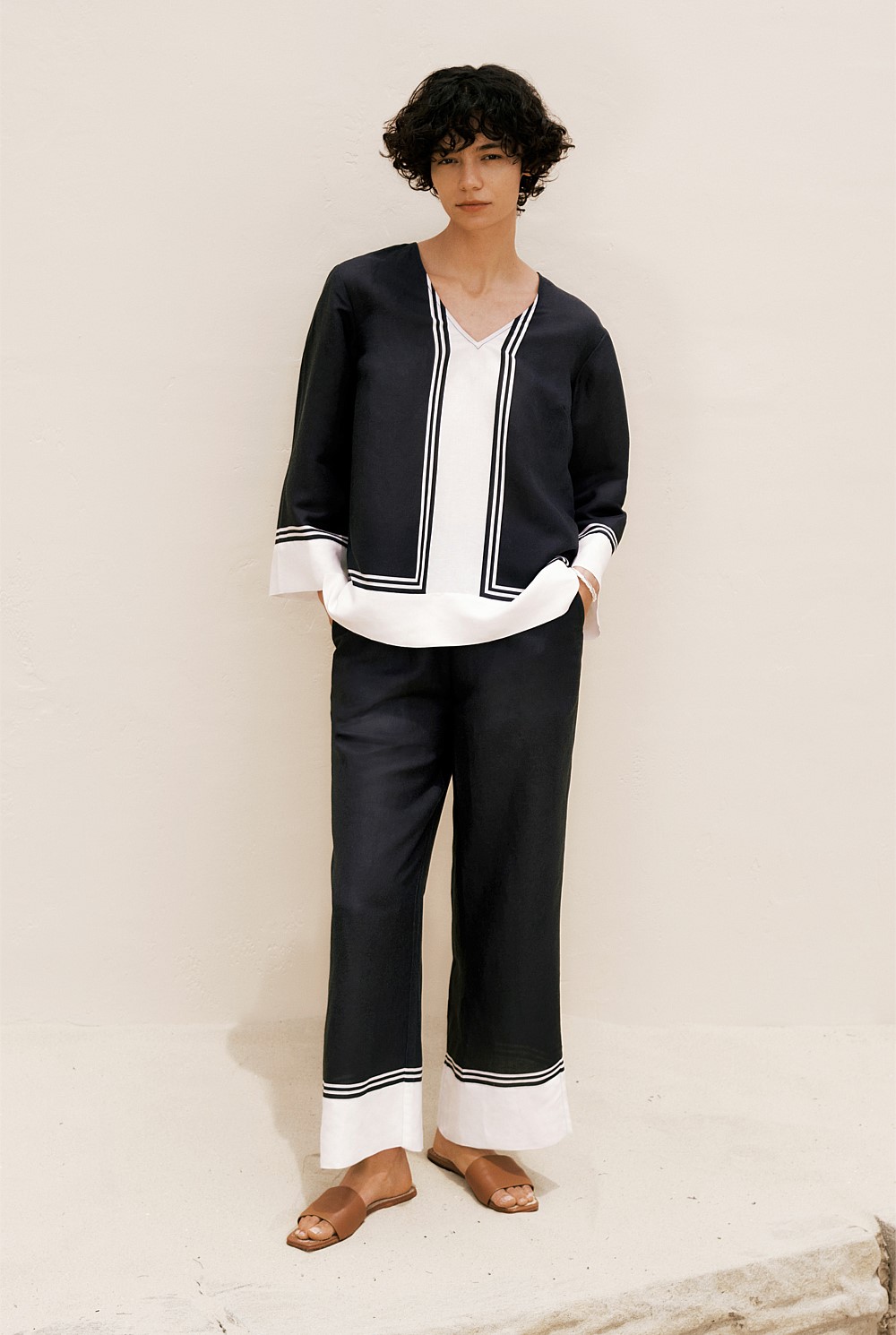 Linen Blend Border Print Pant