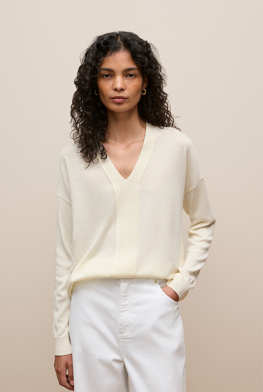 Merino V Neck Knit