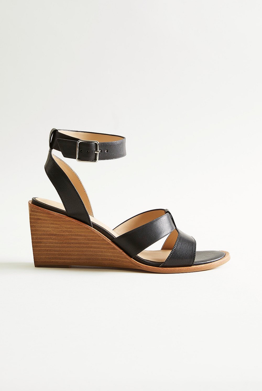 Claudia Wedge