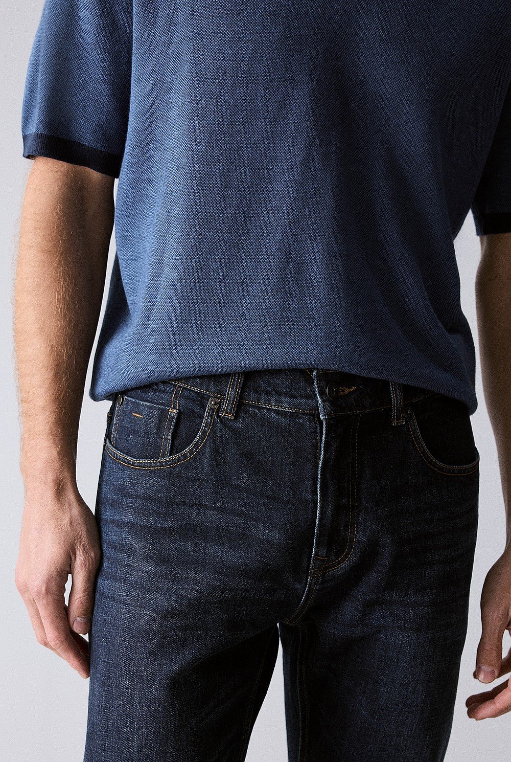 Slim Mid Wash Jean
