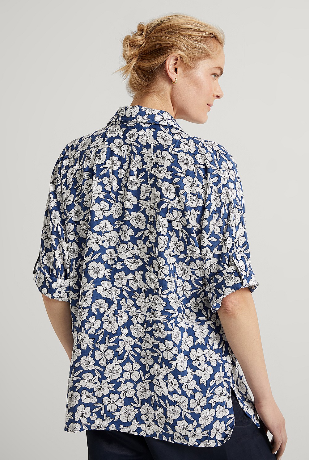 Stencil Floral Relaxed Tab Sleeve Shirt