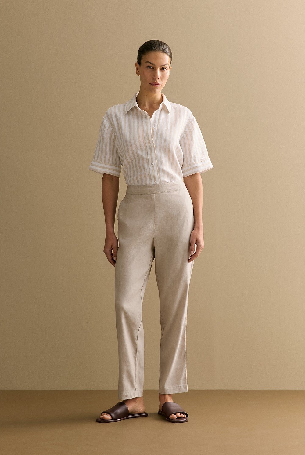 Yarn Dyed Stretch Linen Blend Pull On Pant