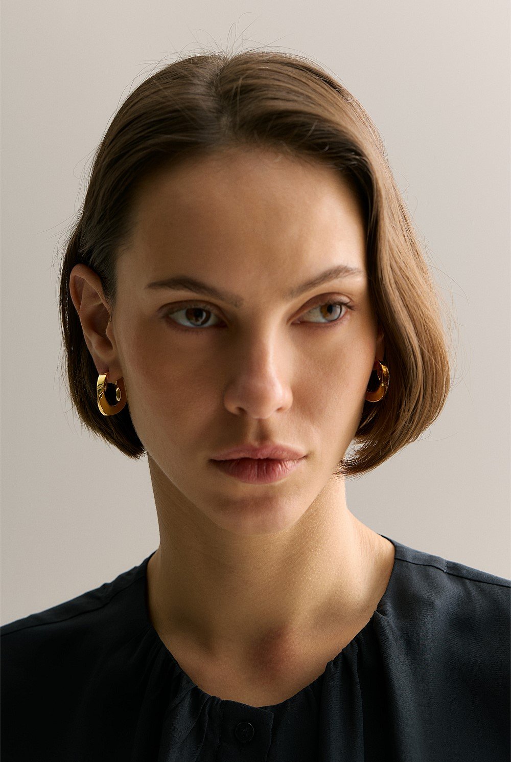 Vera Hoop Earrings