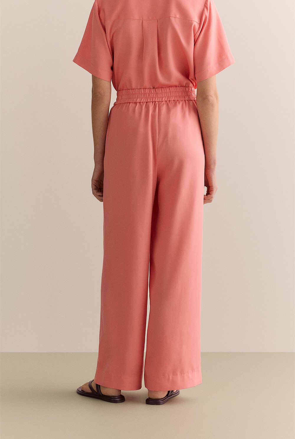 Tencel Wide Leg Pull On Pant