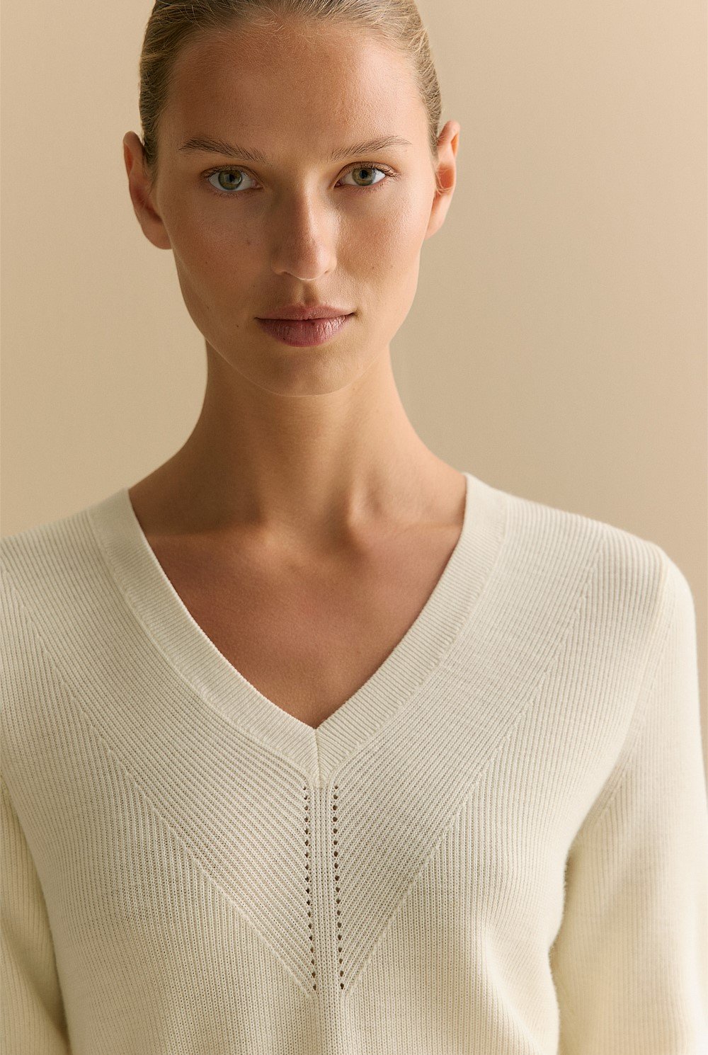 Merino V Neck Half Sleeve Knit