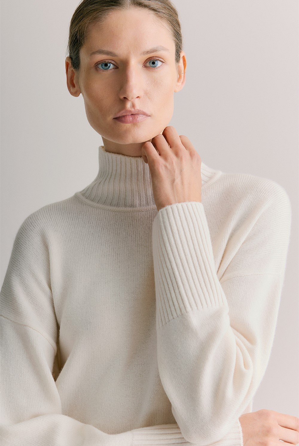 Merino Cashmere Relaxed Rollneck