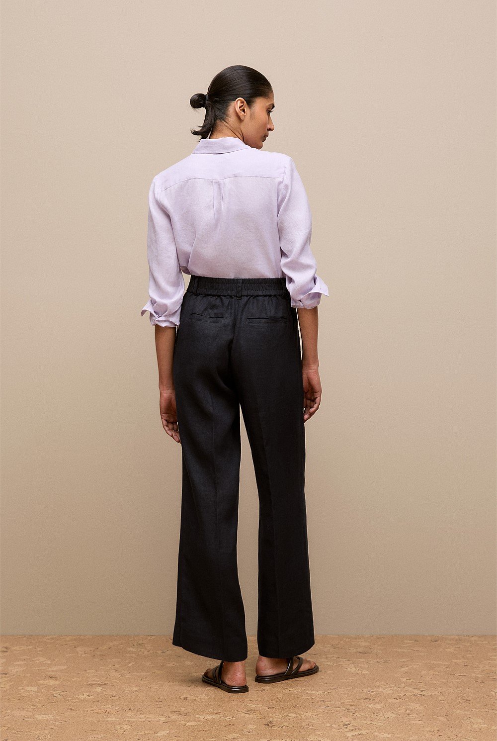 Linen Pintucked Pant