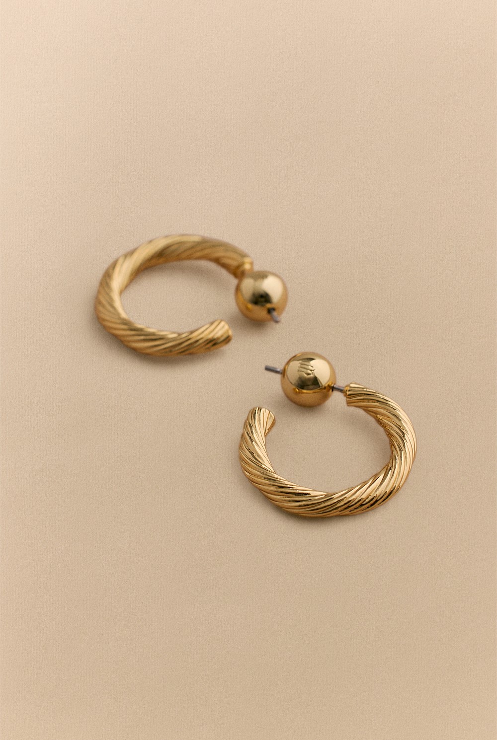 Kembla Twist Hoops
