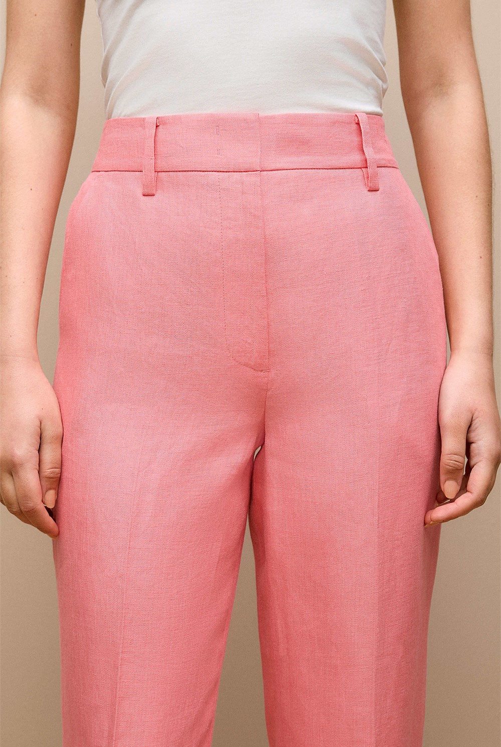 Linen Tapered Leg Pant