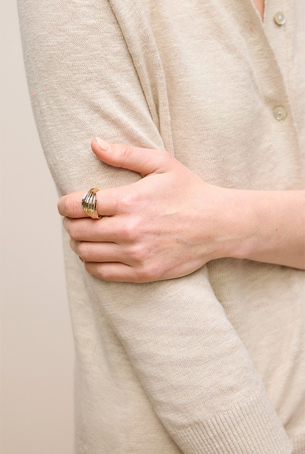 Era Twist Ring