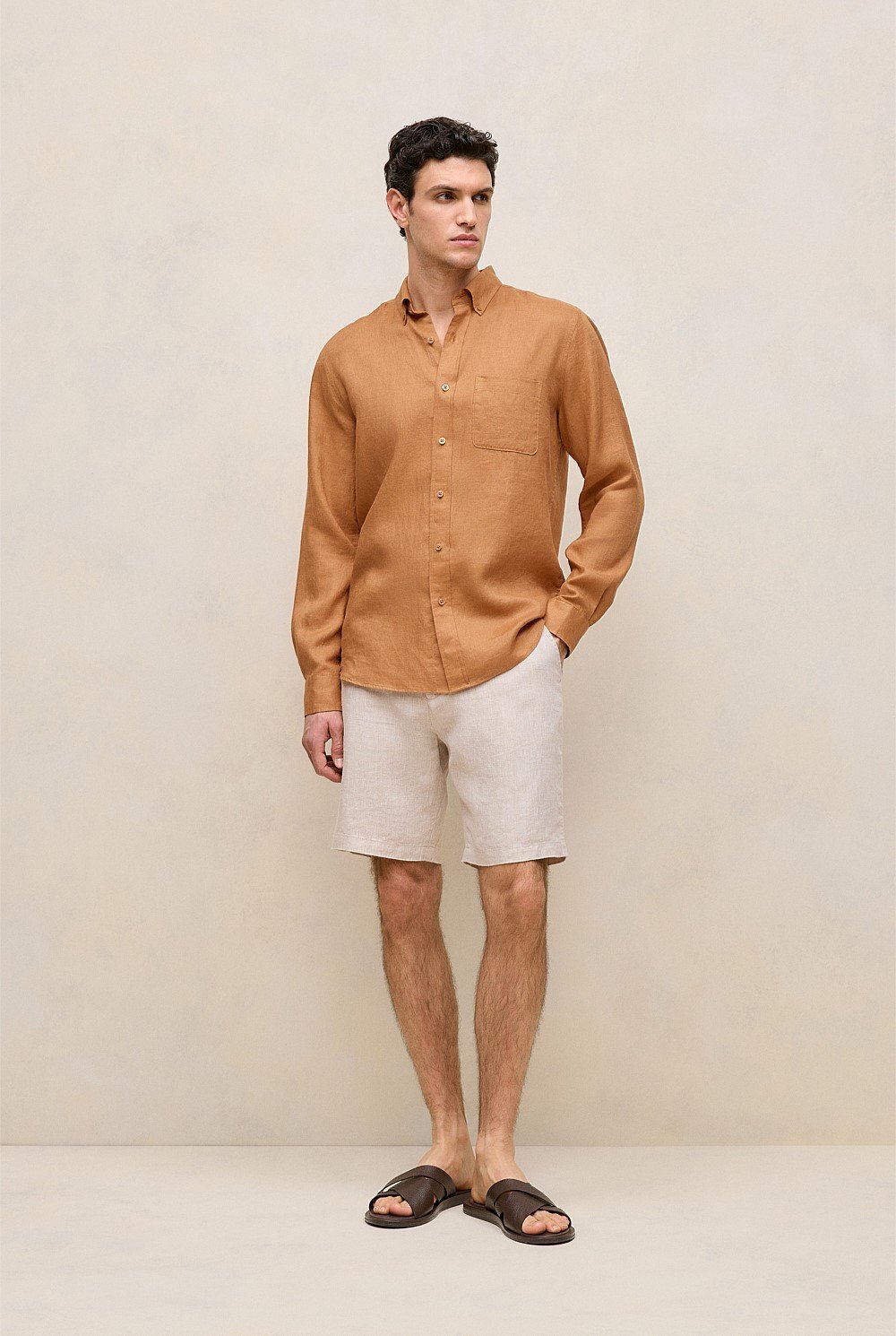 Linen Tailored Relaxed Short