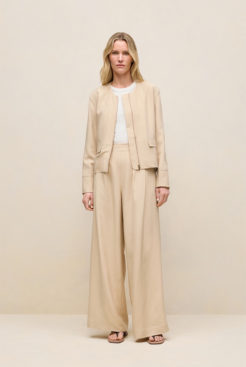 Pleat Front Wide Leg Pant