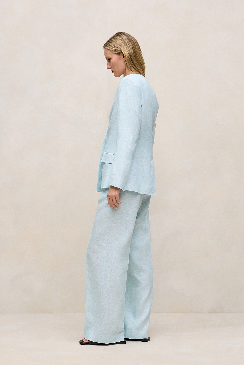 Linen Collarless V Neck Blazer