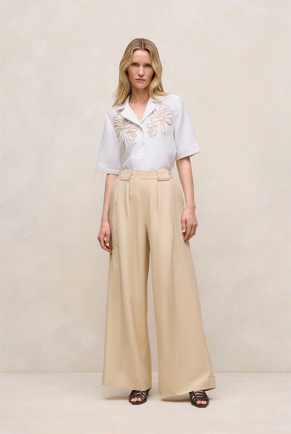 Marea Embroidered Short Sleeve Shirt