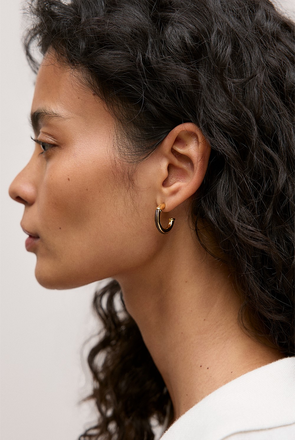 Lutra Hoop Earrings