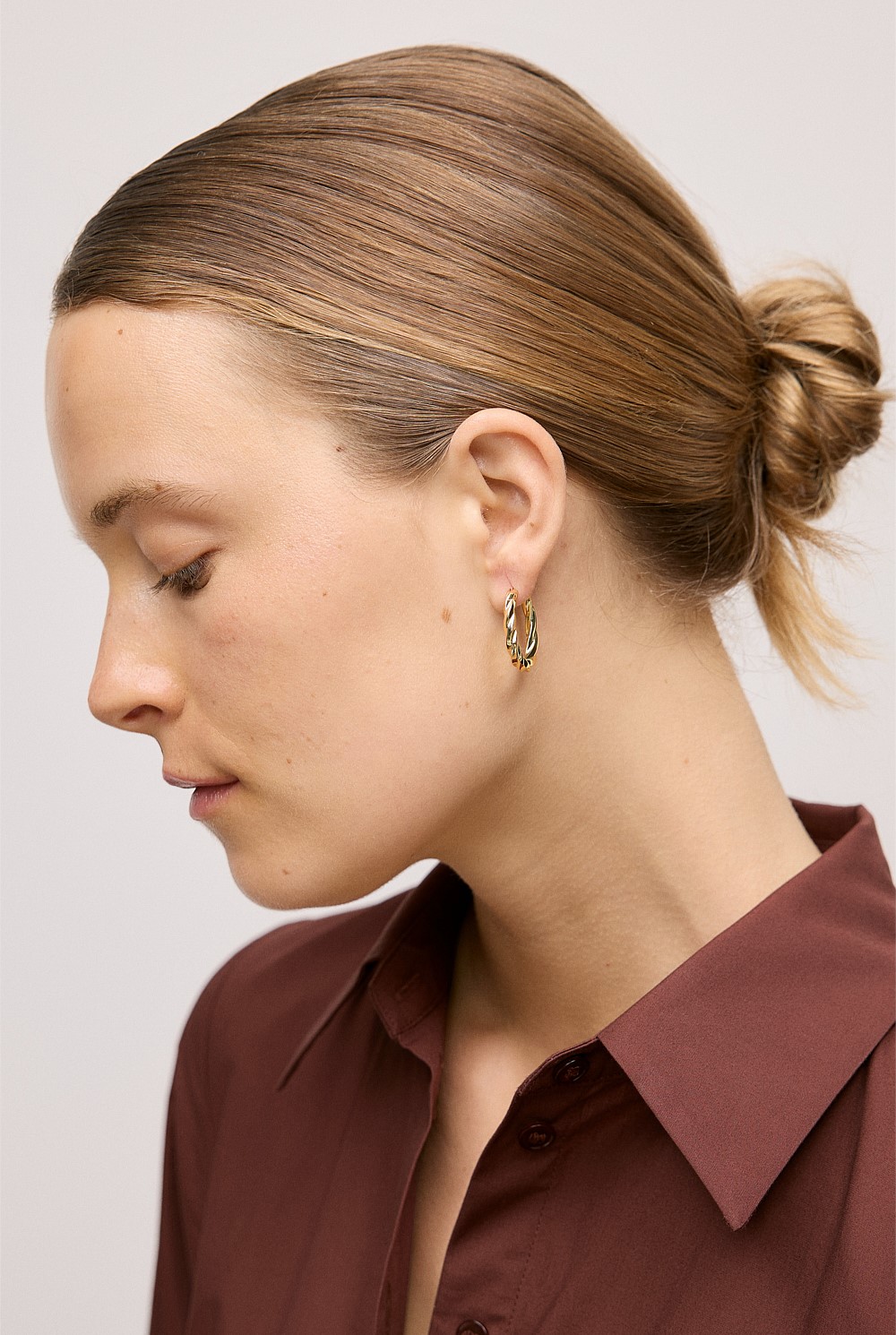 Era Twist Hoop Earrings