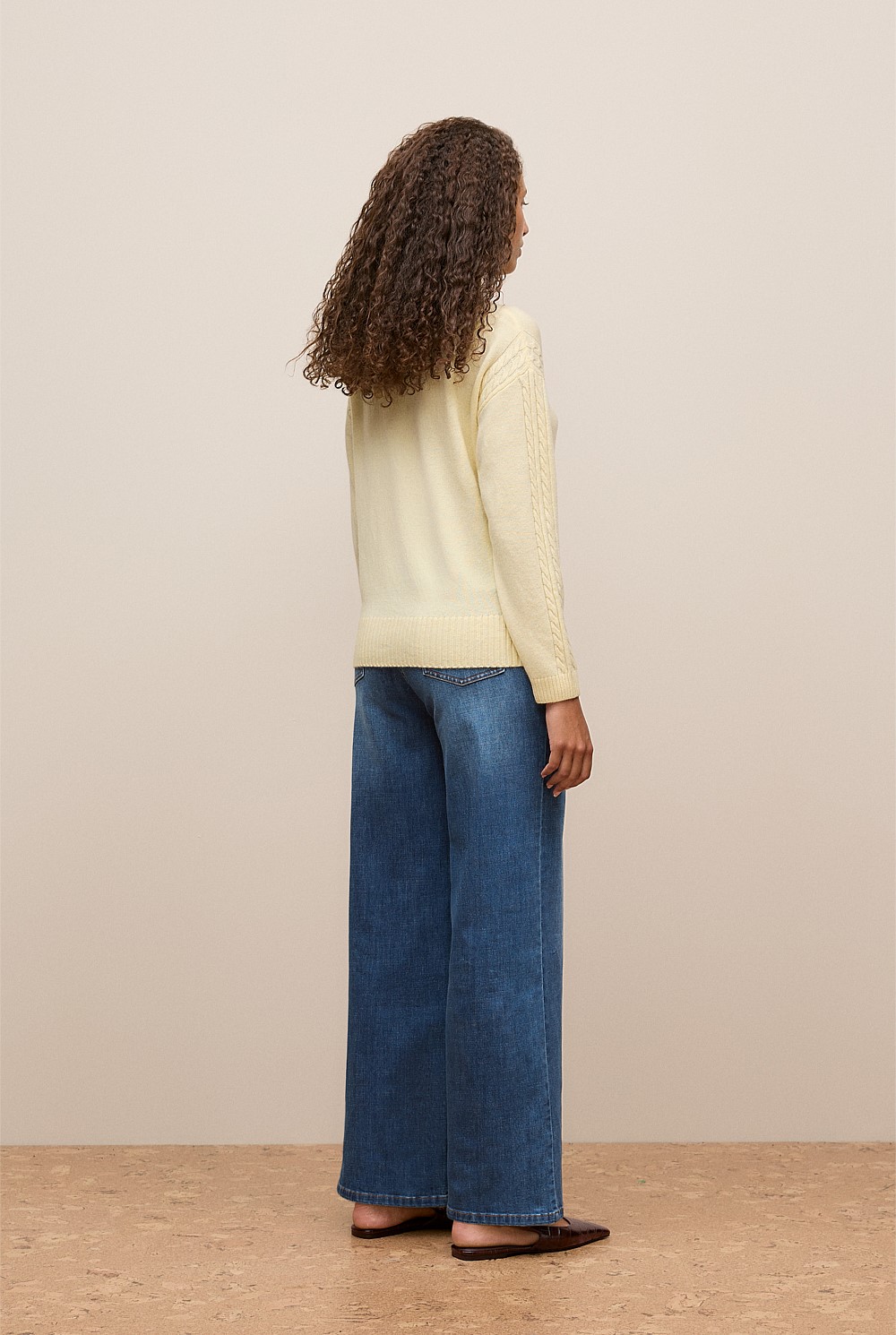 Wool Cashmere Cable Detail Crew