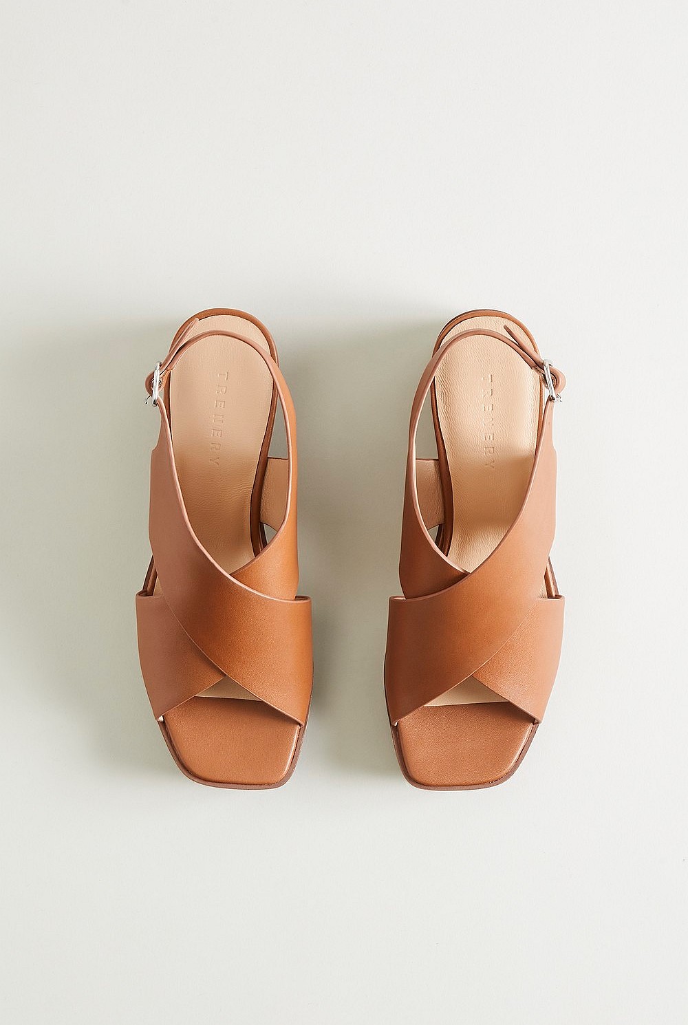 Tyra Wedge